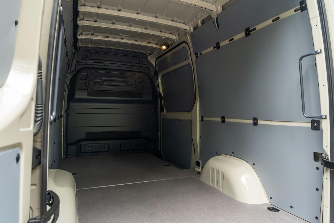 2025 Mercedes-Benz Sprinter 2500 Cargo 144 WB Gladstone OR