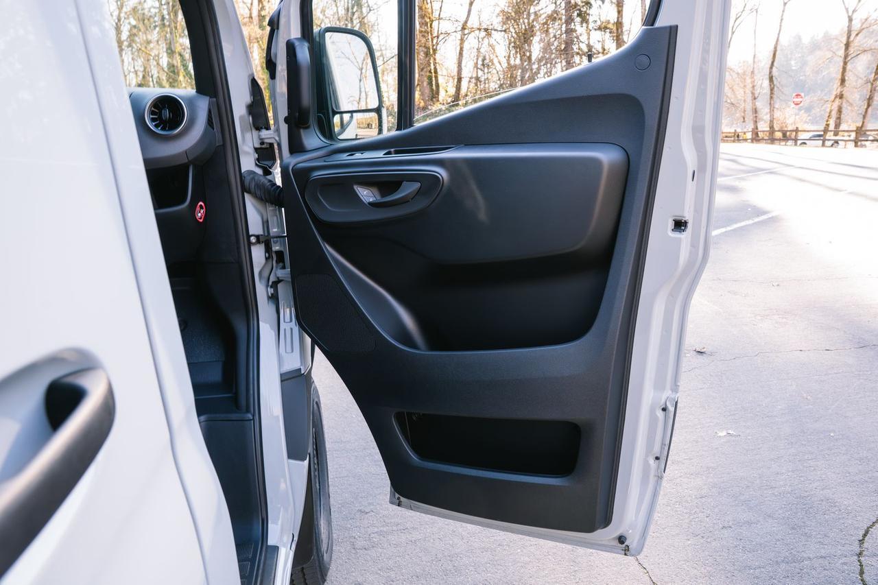 2025 Mercedes-Benz Sprinter 2500 Cargo 144 WB Gladstone OR