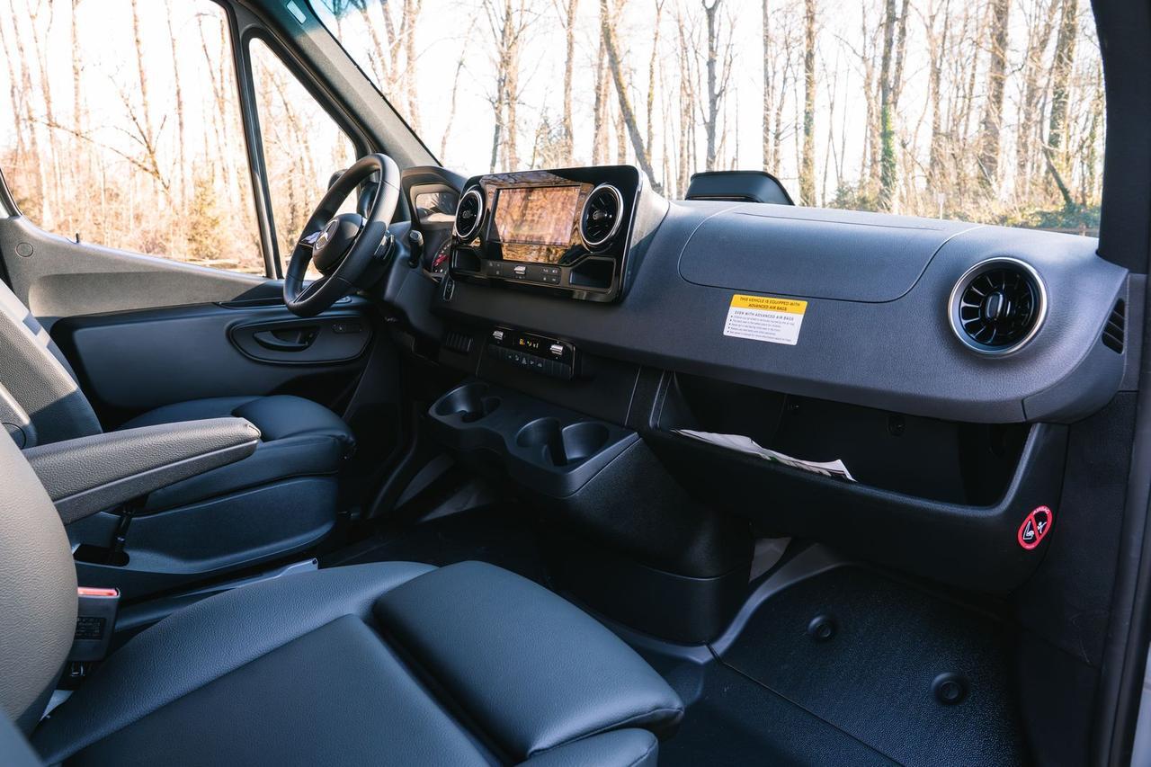 2025 Mercedes-Benz Sprinter 2500 Cargo 144 WB Gladstone OR