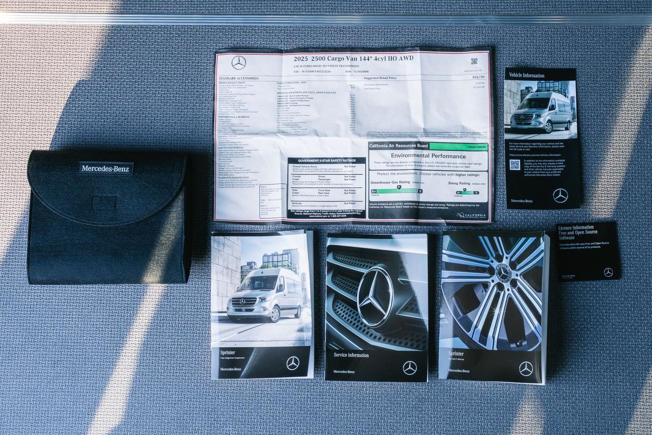2025 Mercedes-Benz Sprinter 2500 Cargo 144 WB Gladstone OR