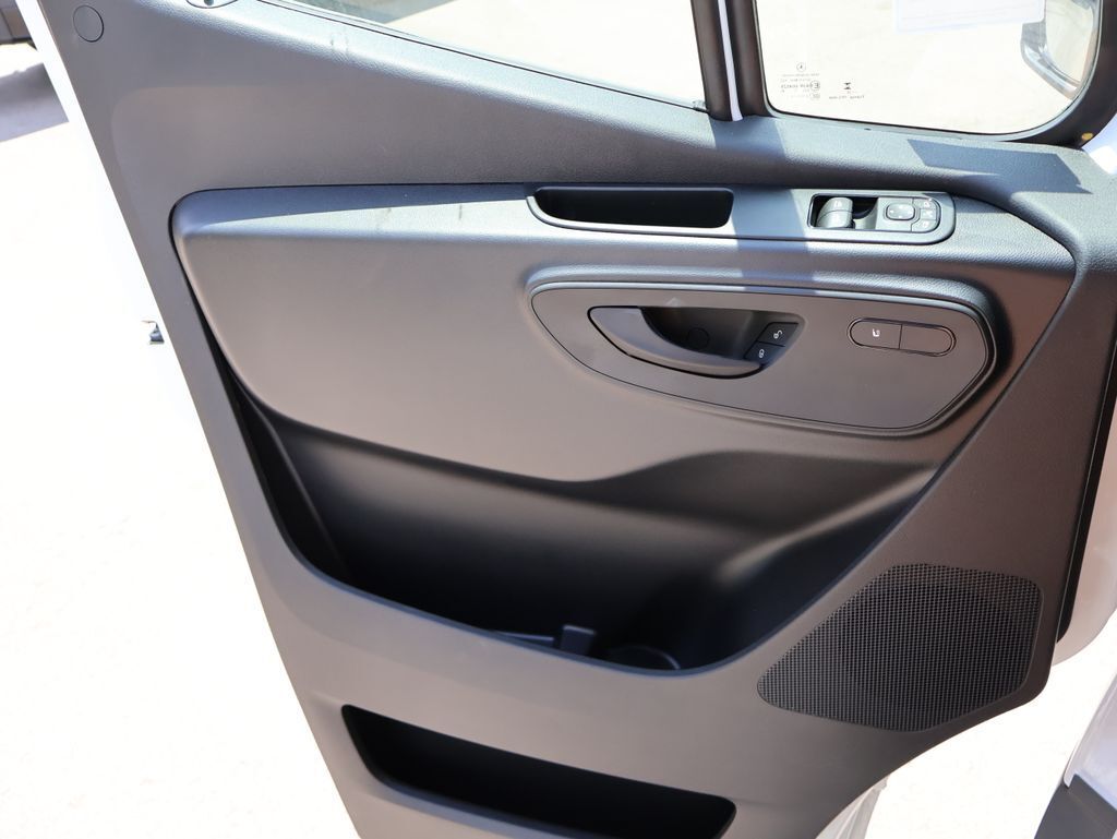 2025 Mercedes-Benz Sprinter 2500 Cargo 144 WB High Roof San Clemente CA