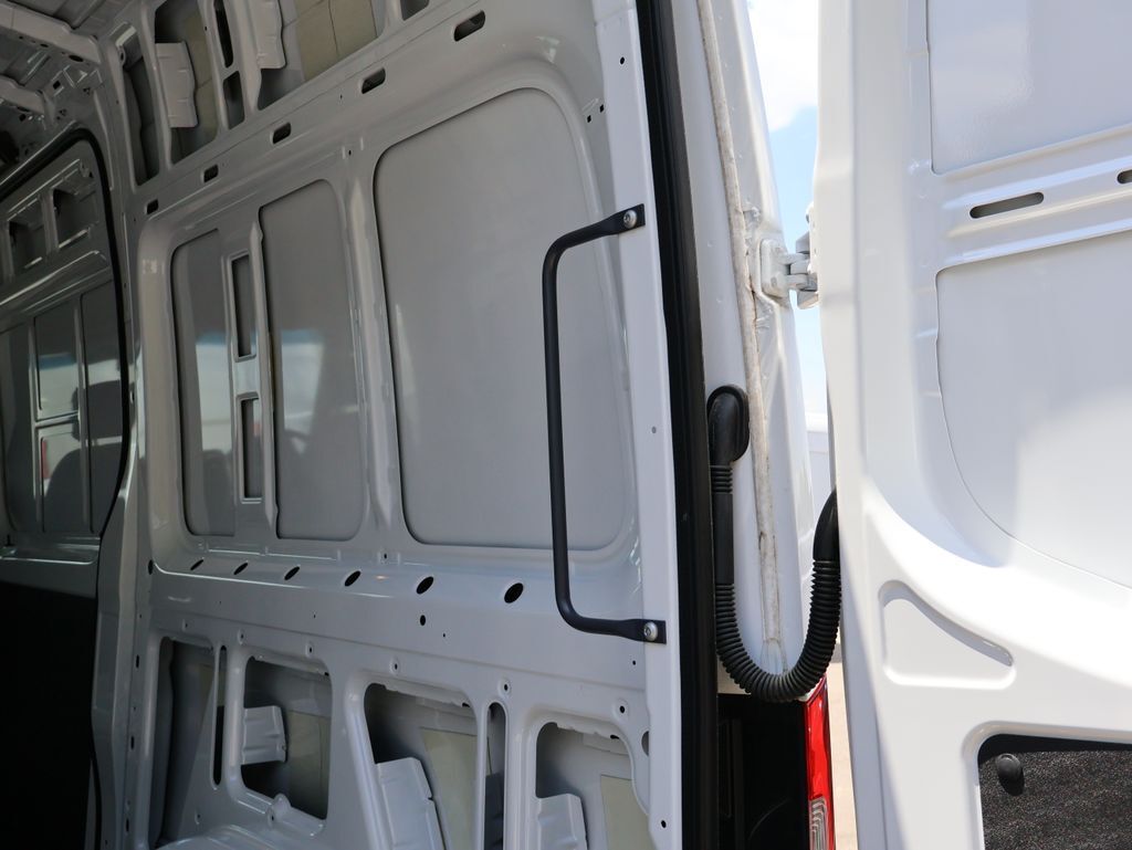 2025 Mercedes-Benz Sprinter 2500 Cargo 144 WB High Roof San Clemente CA