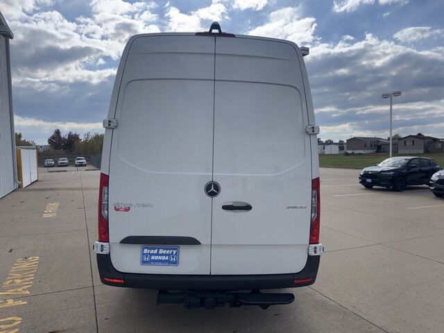 2025 Mercedes-Benz Sprinter 2500 Cargo 170 WB West Burlington IA 2025 Mercedes-Benz Sprinter 2500 Cargo 170 WB West Burlington IA