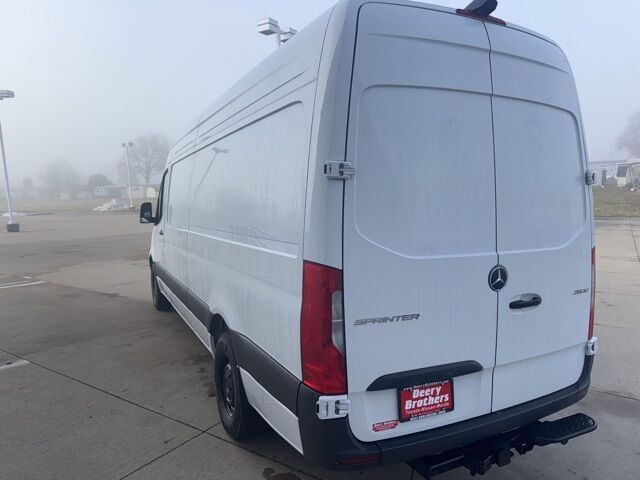 2025 Mercedes-Benz Sprinter 2500 Cargo 170 WB West Burlington IA
