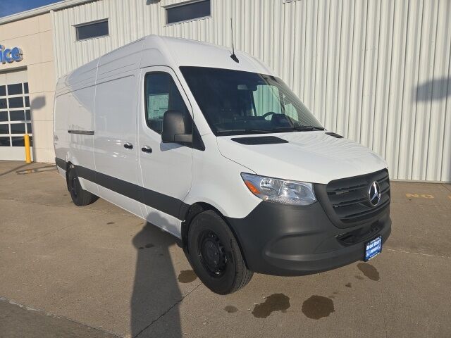 2025 Mercedes-Benz Sprinter 2500 Cargo 170 WB West Burlington IA
