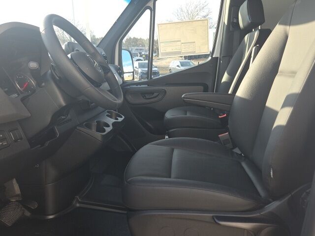 2025 Mercedes-Benz Sprinter 2500 Cargo 170 WB West Burlington IA