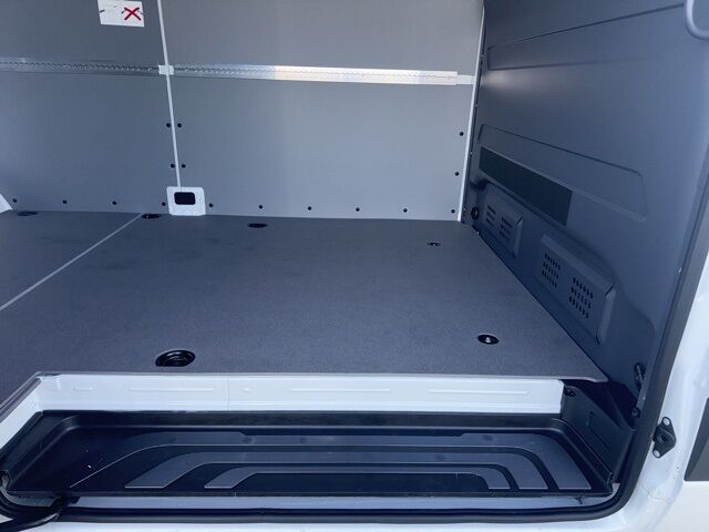 2025 Mercedes-Benz Sprinter 2500 Cargo 170 WB West Burlington IA