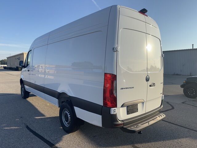 2025 Mercedes-Benz Sprinter 2500 Cargo 170 WB West Burlington IA