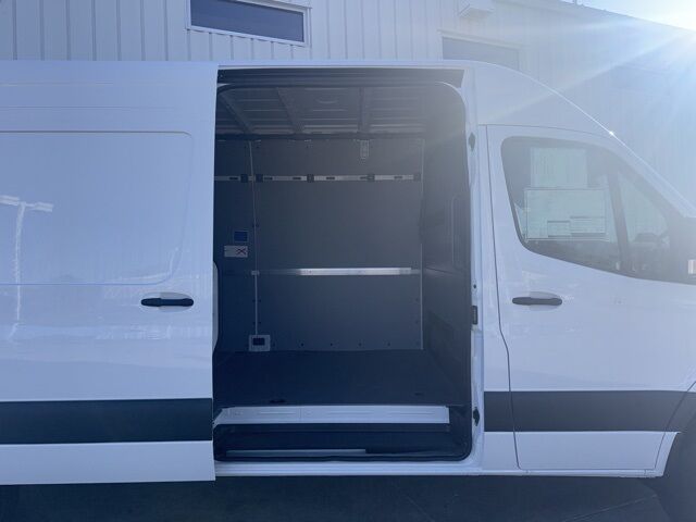 2025 Mercedes-Benz Sprinter 2500 Cargo 170 WB West Burlington IA