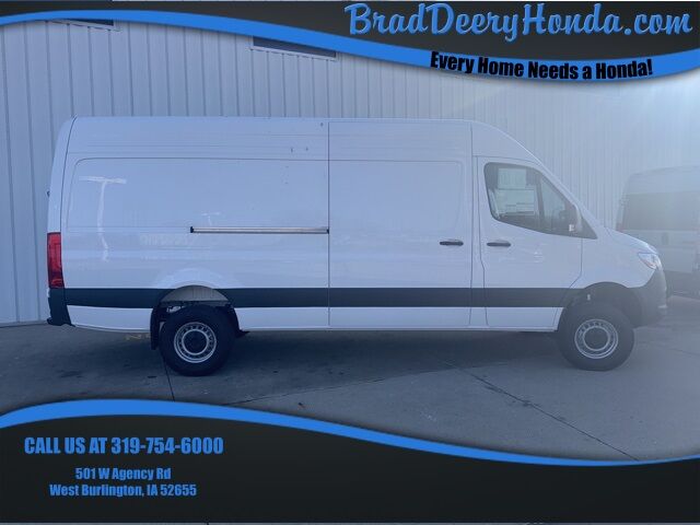 2025 Mercedes-Benz Sprinter 2500 Cargo 170 WB