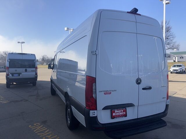 2025 Mercedes-Benz Sprinter 2500 Cargo 170 WB West Burlington IA