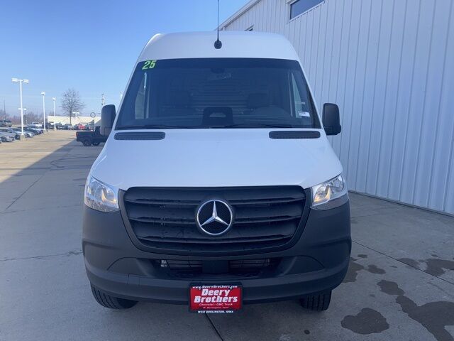 2025 Mercedes-Benz Sprinter 2500 Cargo 170 WB West Burlington IA