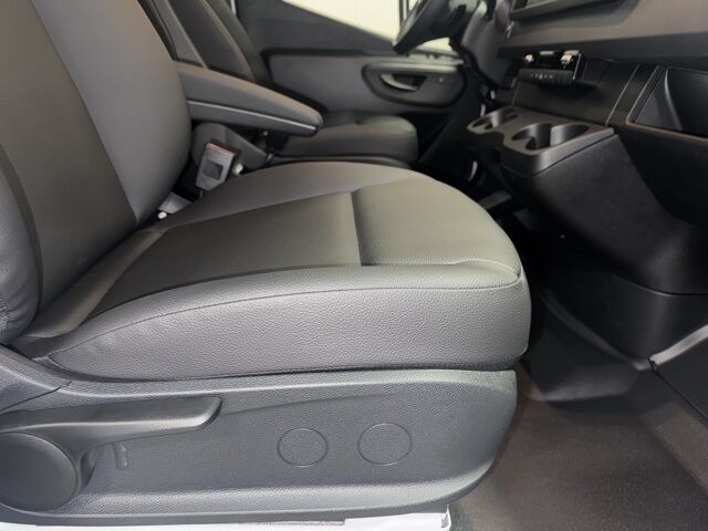 2025 Mercedes-Benz Sprinter 2500 Cargo 170 WB West Burlington IA 2025 Mercedes-Benz Sprinter 2500 Cargo 170 WB West Burlington IA