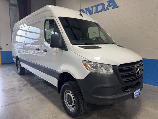 2025 Mercedes-Benz Sprinter 2500 Cargo 170 WB West Burlington IA 2025 Mercedes-Benz Sprinter 2500 Cargo 170 WB West Burlington IA