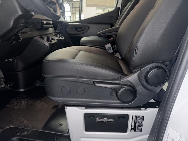 2025 Mercedes-Benz Sprinter 2500 Cargo 170 WB West Burlington IA 2025 Mercedes-Benz Sprinter 2500 Cargo 170 WB West Burlington IA