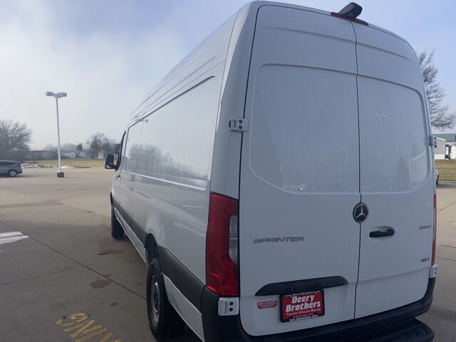 2025 Mercedes-Benz Sprinter 2500 Cargo 170 WB West Burlington IA