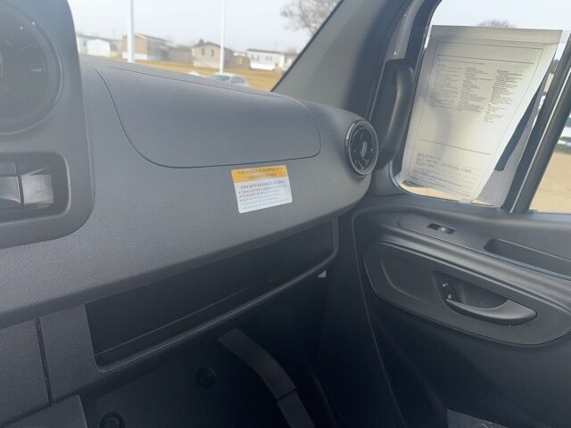 2025 Mercedes-Benz Sprinter 2500 Cargo 170 WB West Burlington IA