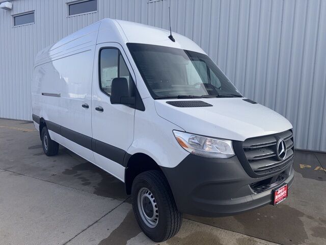 2025 Mercedes-Benz Sprinter 2500 Cargo 170 WB