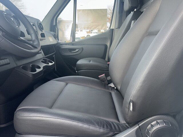 2025 Mercedes-Benz Sprinter 2500 Cargo 170 WB West Burlington IA