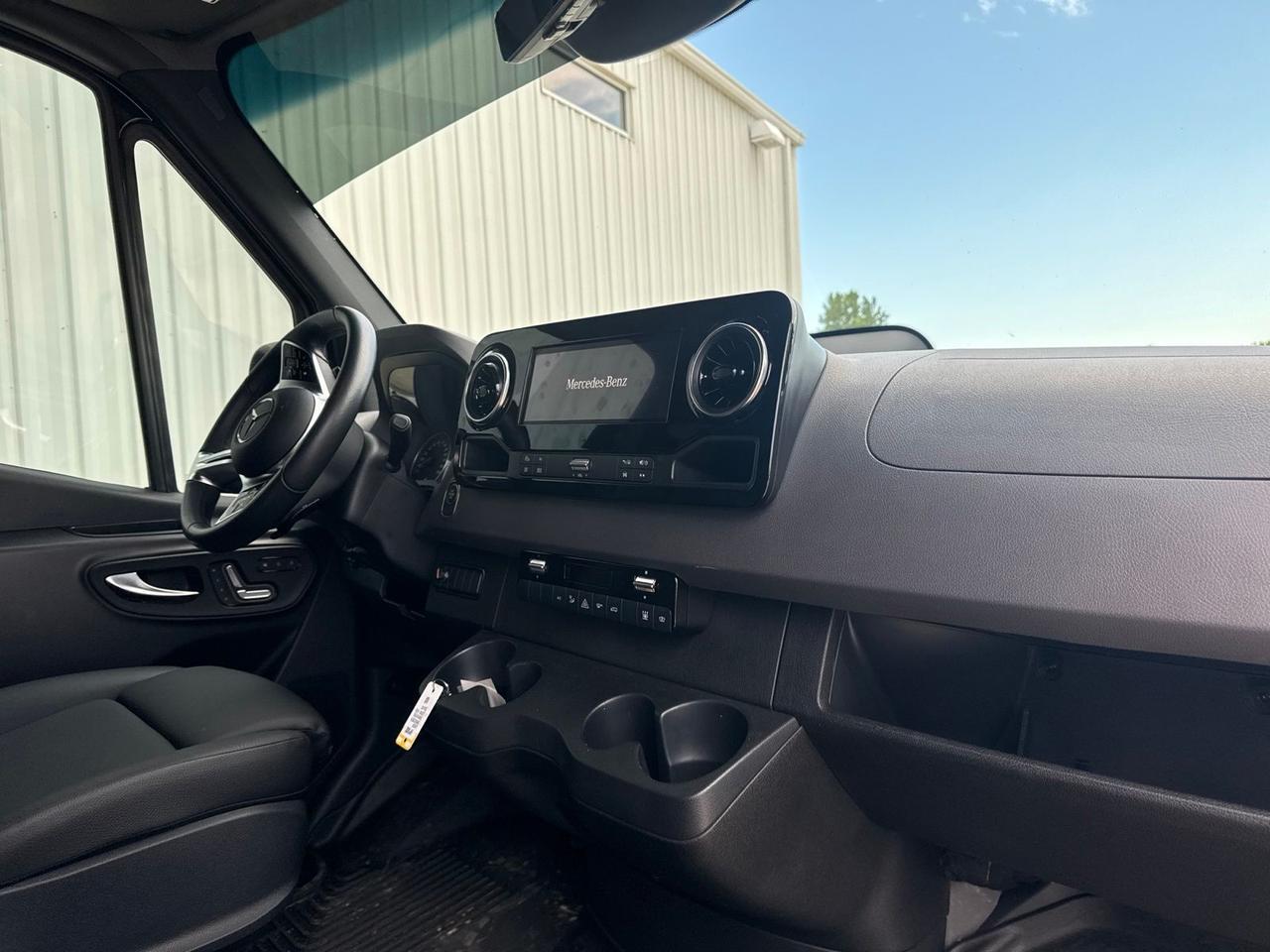 2025 Mercedes-Benz Sprinter 2500 Cargo 170 WB West Burlington IA