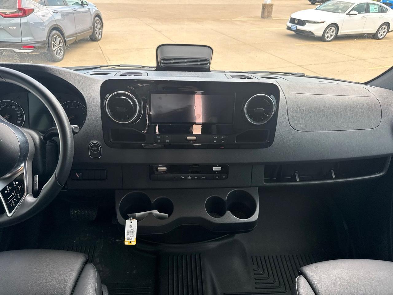 2025 Mercedes-Benz Sprinter 2500 Cargo 170 WB West Burlington IA