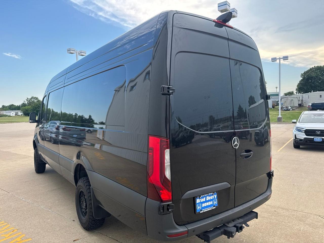 2025 Mercedes-Benz Sprinter 2500 Cargo 170 WB West Burlington IA