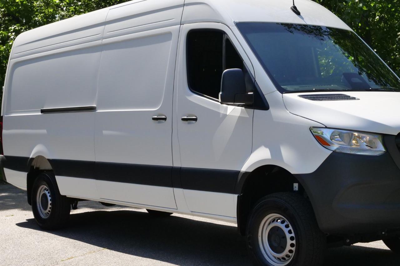 2025 Mercedes-Benz Sprinter 2500 Cargo Van / HO Diesel / AWD / HIGH ROOF! Lincolnton NC