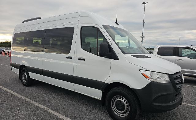 2025 Mercedes-Benz Sprinter 2500 High Roof 4-Cyl Diesel