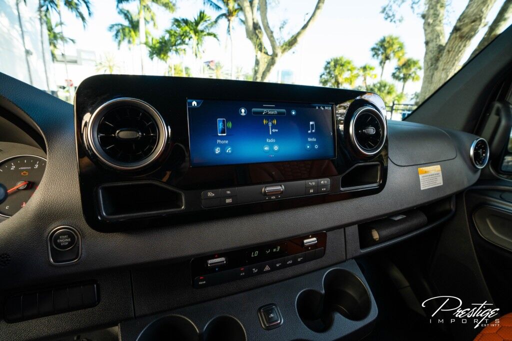 2025 Mercedes-Benz Sprinter 2500 High Roof 4-Cyl Diesel HO North Miami Beach FL