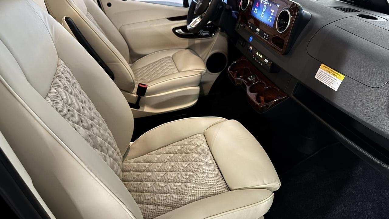 2025 Mercedes-Benz Sprinter Cargo Van Anaheim Hills CA