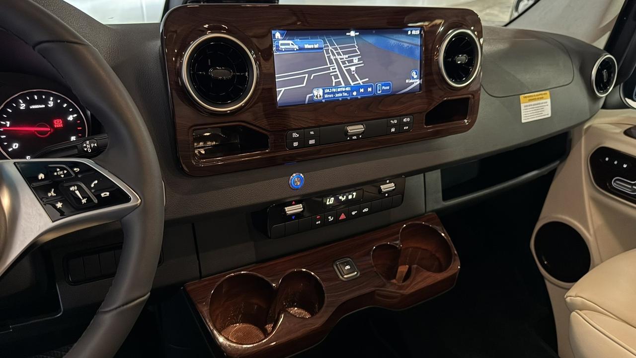 2025 Mercedes-Benz Sprinter Cargo Van Anaheim Hills CA