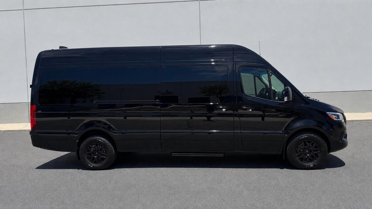 2025 Mercedes-Benz Sprinter Cargo Van Anaheim Hills CA