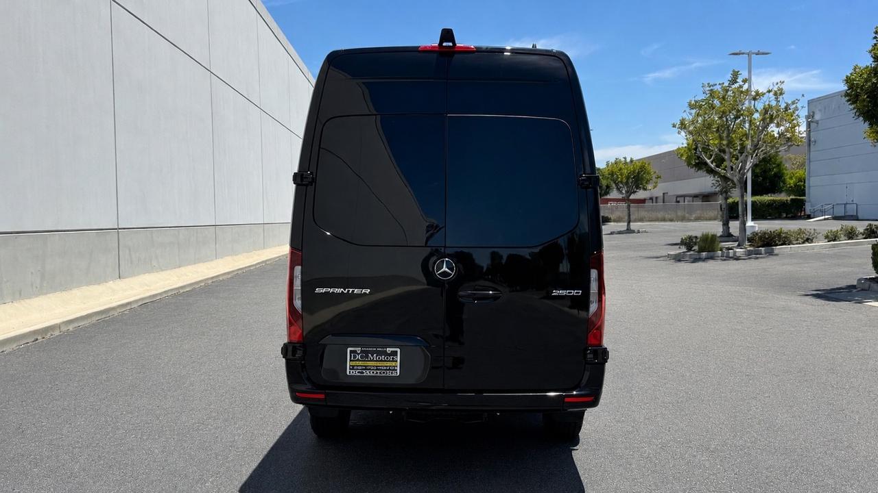 2025 Mercedes-Benz Sprinter Cargo Van Anaheim Hills CA