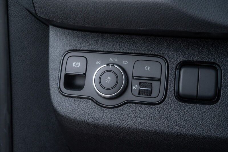 2025 Mercedes-Benz Sprinter Cargo Van 2500 High Roof I4 Diesel 144" RWD Peoria AZ