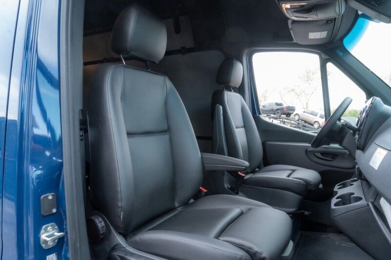 2025 Mercedes-Benz Sprinter Cargo Van 2500 High Roof I4 Diesel 144" RWD Peoria AZ