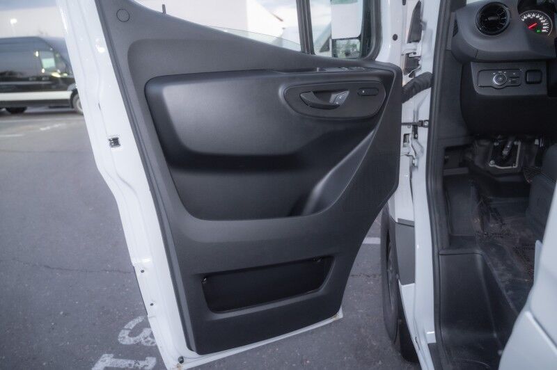 2025 Mercedes-Benz Sprinter Cargo Van 2500 High Roof I4 Diesel 144" RWD Peoria AZ