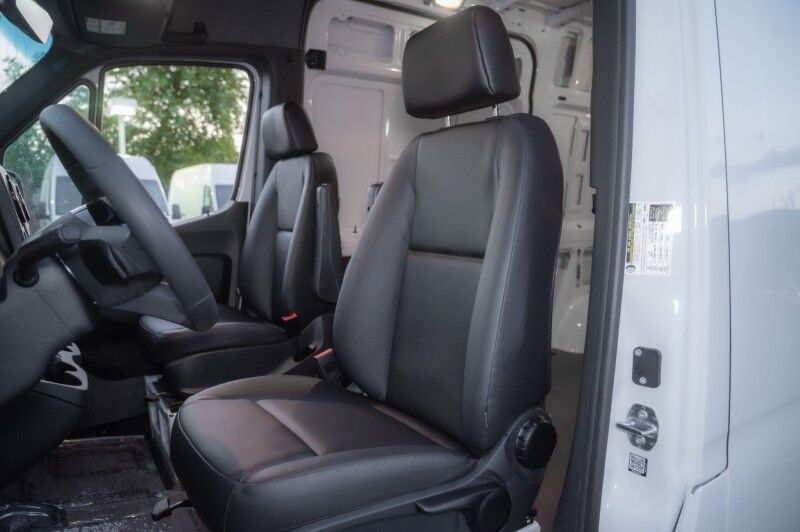 2025 Mercedes-Benz Sprinter Cargo Van 2500 High Roof I4 Diesel 144" RWD Peoria AZ