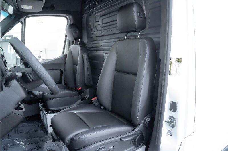 2025 Mercedes-Benz Sprinter Cargo Van 2500 High Roof I4 Diesel 144" RWD Peoria AZ