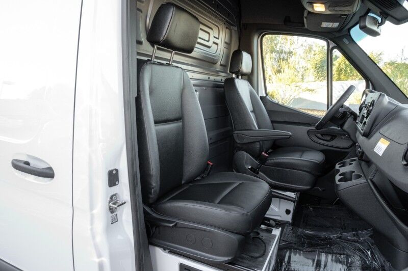 2025 Mercedes-Benz Sprinter Cargo Van 2500 High Roof I4 Diesel 144" RWD Peoria AZ