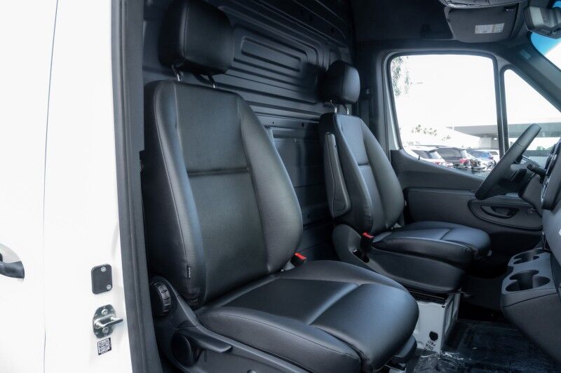 2025 Mercedes-Benz Sprinter Cargo Van 2500 High Roof I4 Diesel 170" RWD Peoria AZ