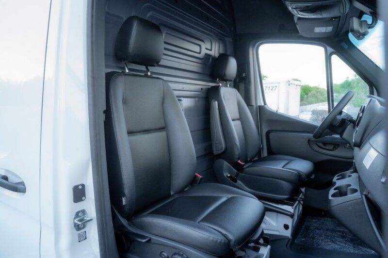 2025 Mercedes-Benz Sprinter Cargo Van 2500 High Roof I4 Diesel 170" RWD Peoria AZ