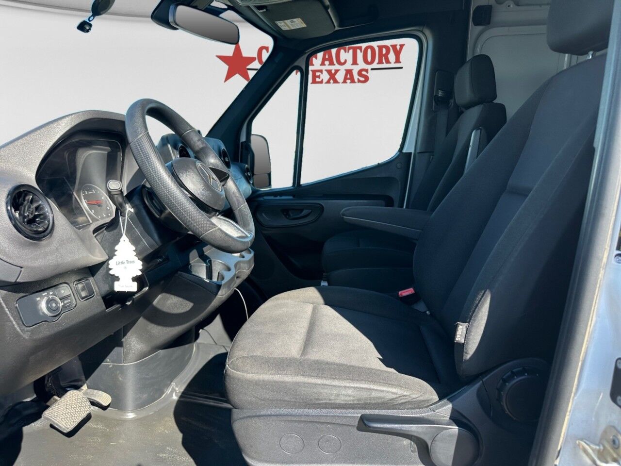 2025 Mercedes-Benz Sprinter Cargo Van 2500 High Roof I4 Diesel 170" RWD Lancaster TX