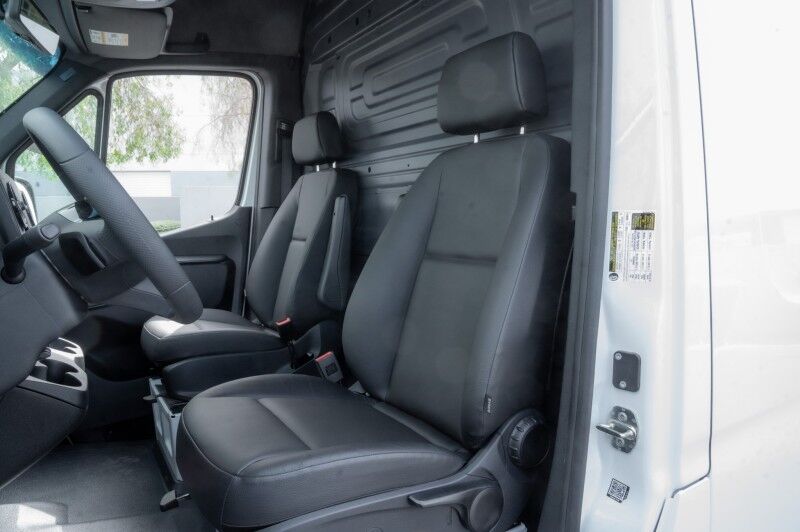 2025 Mercedes-Benz Sprinter Cargo Van 2500 High Roof I4 Diesel HO 170 RWD Peoria AZ