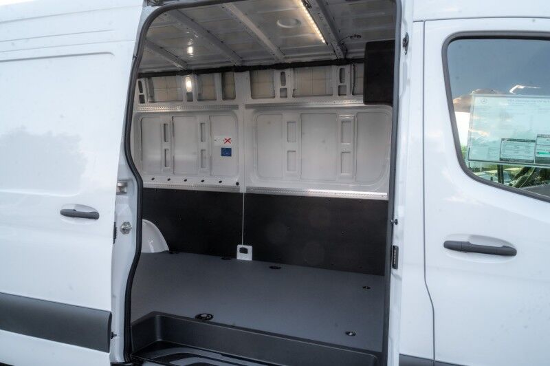 2025 Mercedes-Benz Sprinter Cargo Van 2500 High Roof I4 Diesel HO 170 RWD Peoria AZ