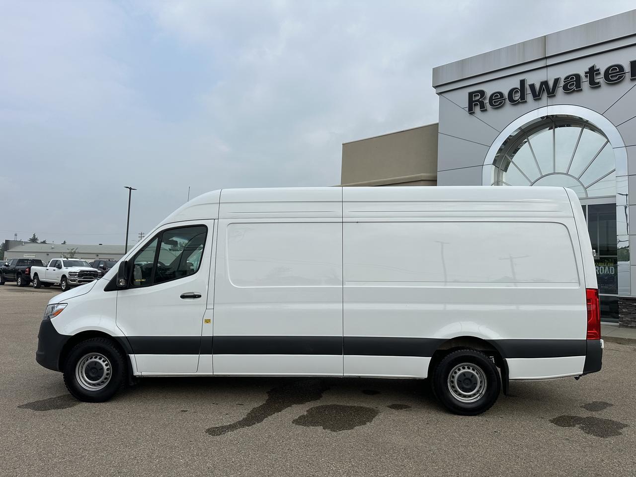 2025 Mercedes-Benz Sprinter Cargo Van 2500 High Roof RWD | 2L Diesel | Heated Seats | Backup Camera | Low KMs Redwater AB