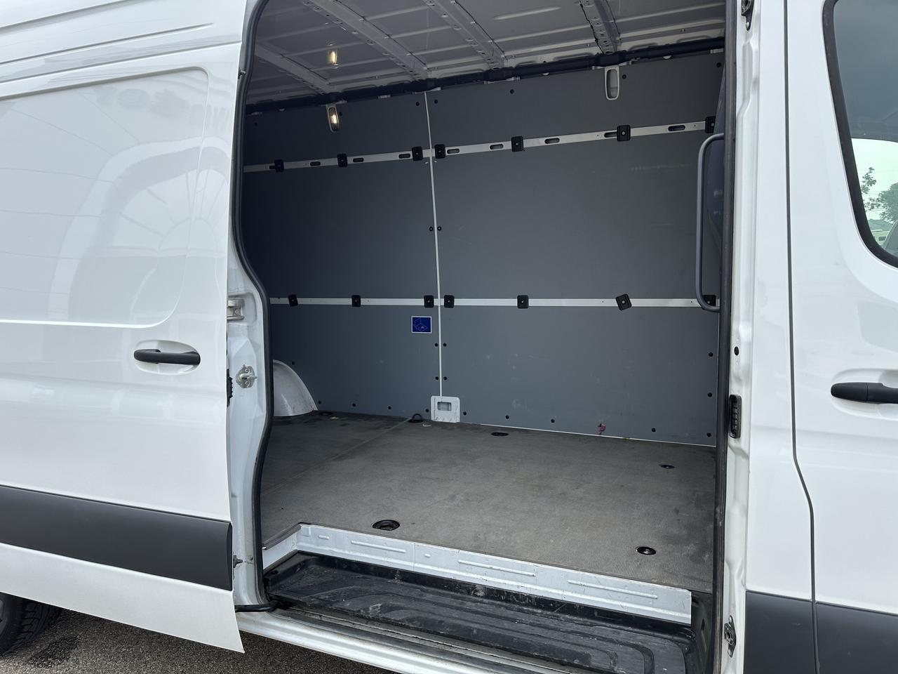 2025 Mercedes-Benz Sprinter Cargo Van 2500 High Roof RWD | 2L Diesel | Heated Seats | Rearview Camera | Low KMs Redwater AB