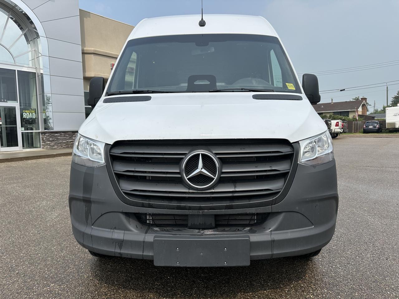 2025 Mercedes-Benz Sprinter Cargo Van 2500 High Roof RWD | 2L Diesel | Heated Seats | Rearview Camera | Low KMs Redwater AB