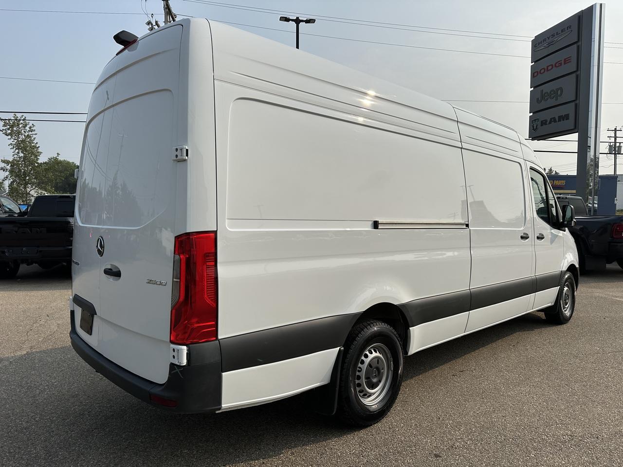 2025 Mercedes-Benz Sprinter Cargo Van 2500 High Roof RWD | Turbo Diesel | Heated Seats | Backup Camera | Low KMs Redwater AB
