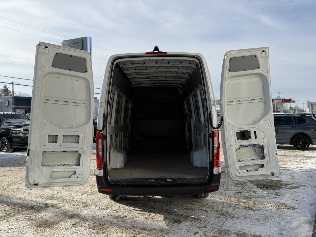 2025 Mercedes-Benz Sprinter Cargo Van 2500 High Roof RWD | Turbo Diesel | Heated Seats | Backup Camera | Low KMs Redwater AB