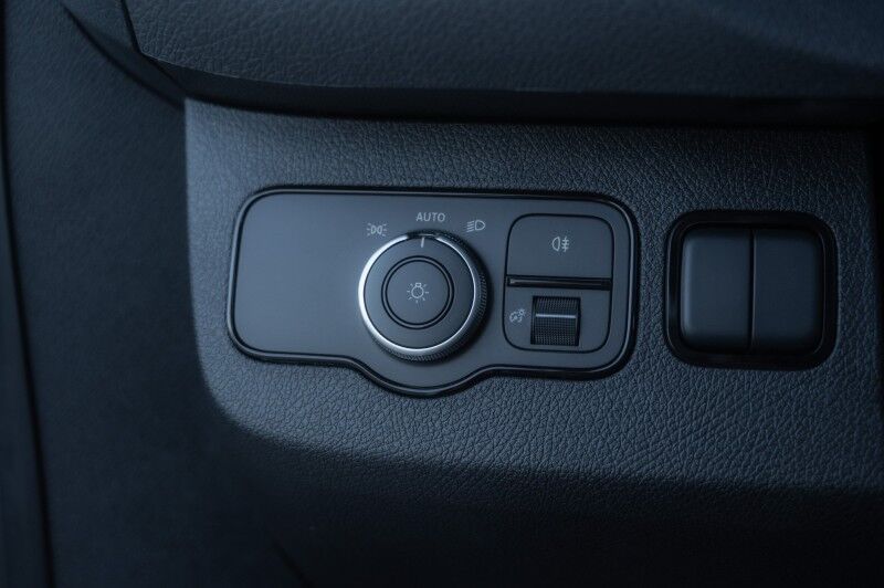 2025 Mercedes-Benz Sprinter Cargo Van 2500 Standard Roof I4 Diesel 144" RWD Peoria AZ